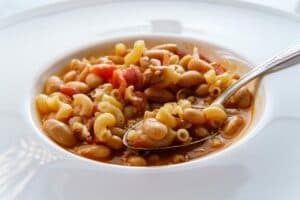 piatto di pasta e fagioli