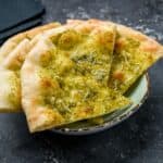 focaccia al pesto