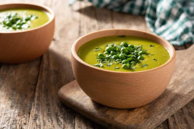 zuppa verde con piselli