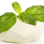 mozzarella con basilico per ricetta facili e veloci