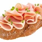 bruschetta con prosciutto cotto e sottiletta