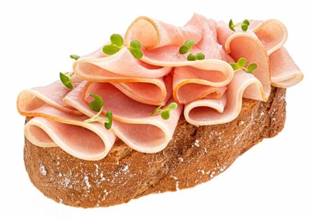 bruschetta con prosciutto cotto e sottiletta