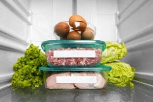 conservare gli alimenti in frigo