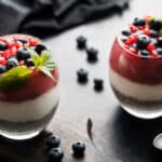 mousse ai frutti di bosco e tofu