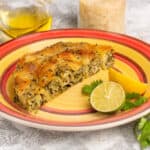 piatto con strudel di pollo agli asparagi